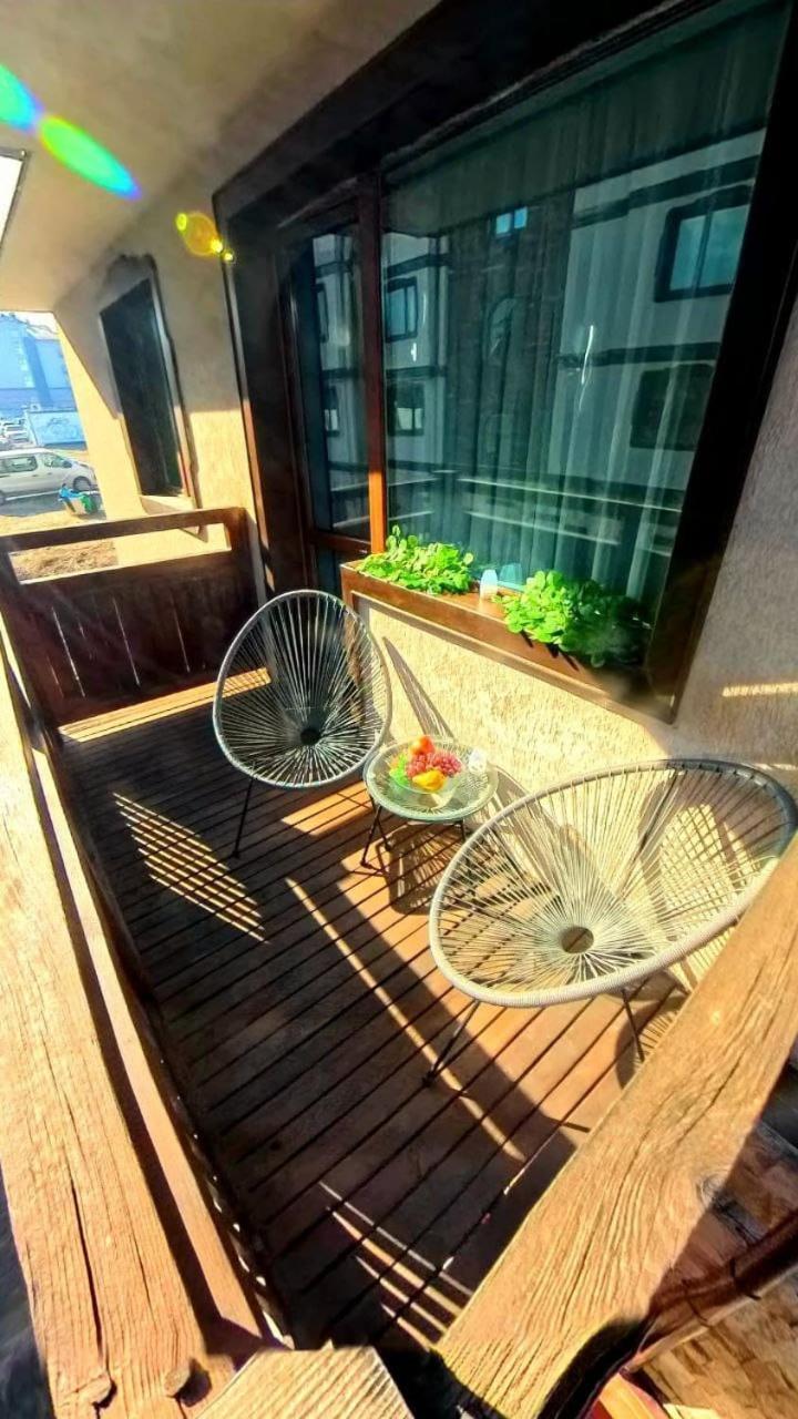 Emerald Home Apartment *